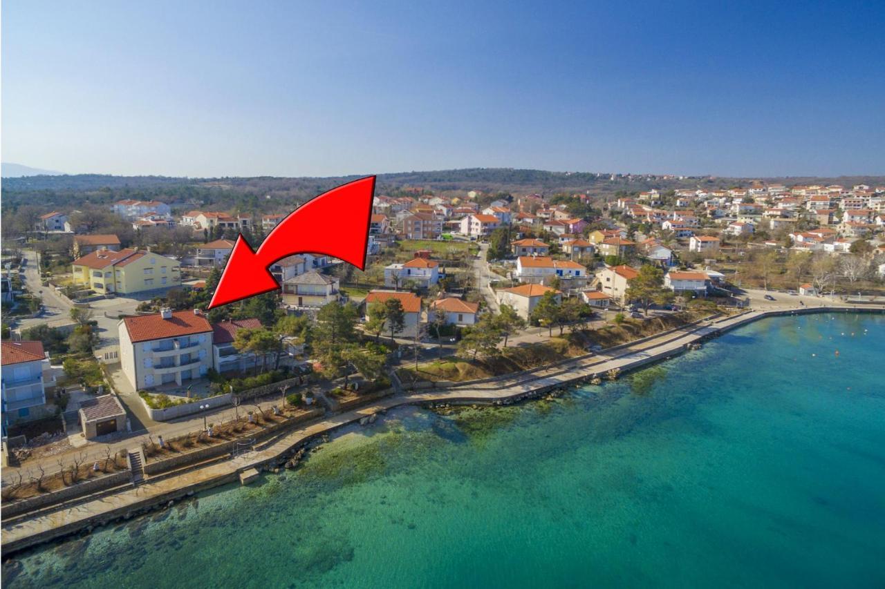Apartment Dakovic Deni