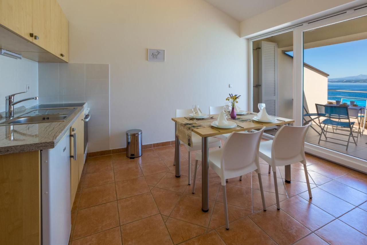 Apartment Dakovic Deni *